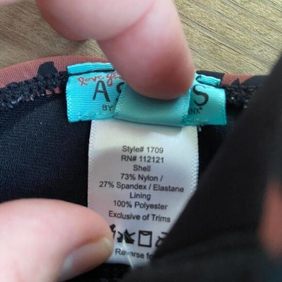 Assets by Spanx Brown Leopard Print Tankini Top - Picture 3 of 4